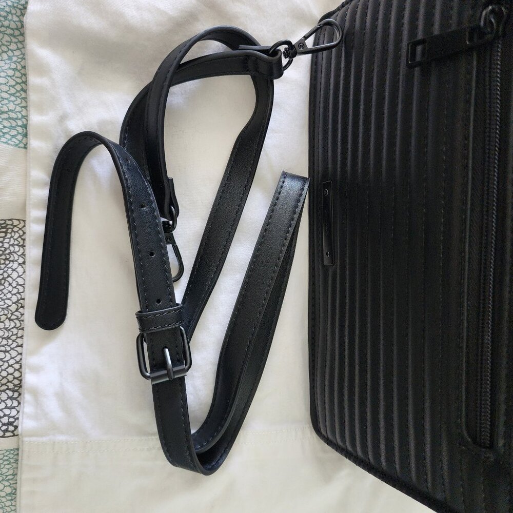 Aldo Black Quilted Top-Handle Shoulder Bag - Picture 4 of 4